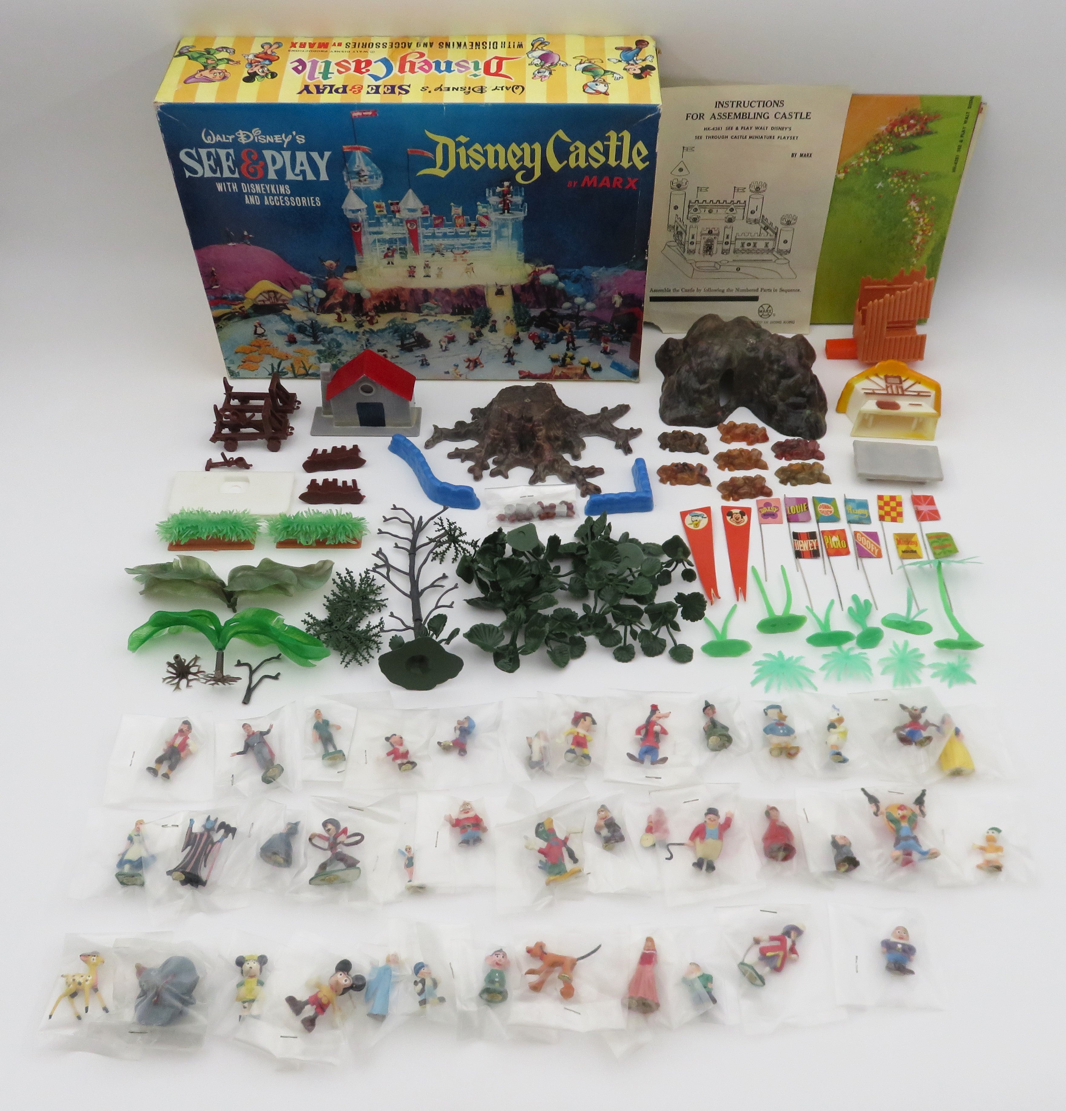 VINTAGE See & Play Disney Castle Playset - Louis Marx & Co./Marx Toys (c. 1960s) Disneykins Collectible